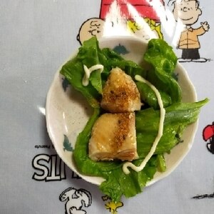レタスと焼き鳥つゆ（濃縮3倍）マヨ丼